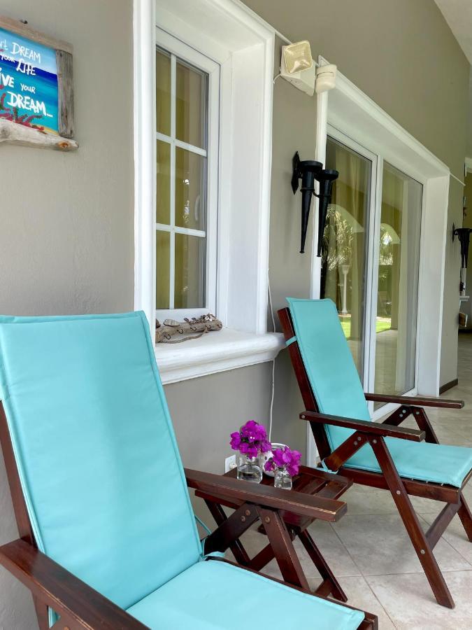 Hibiscus Beach House Ян-Тил Экстерьер фото