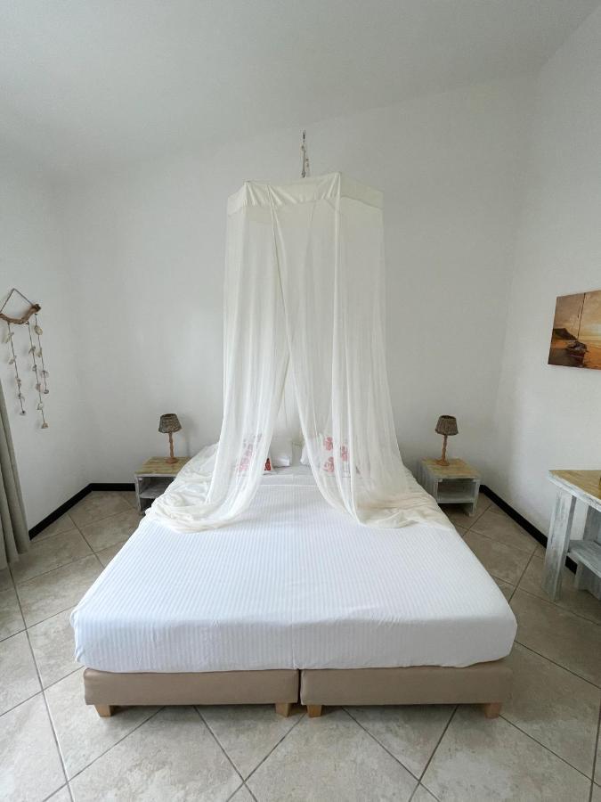 Hibiscus Beach House Ян-Тил Экстерьер фото