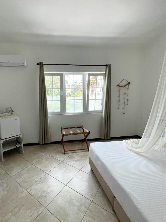 Hibiscus Beach House Ян-Тил Экстерьер фото