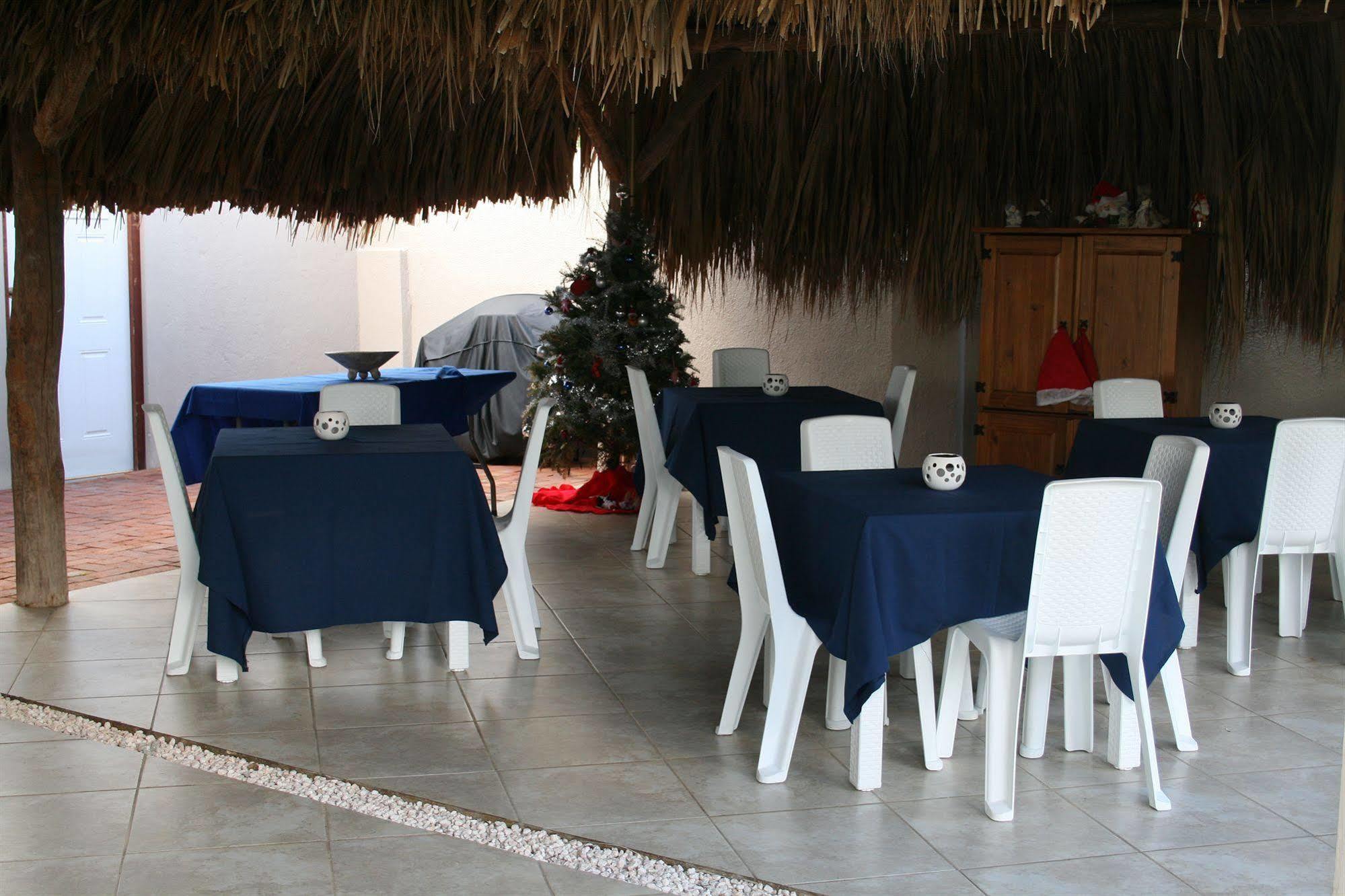 Hibiscus Beach House Ян-Тил Экстерьер фото
