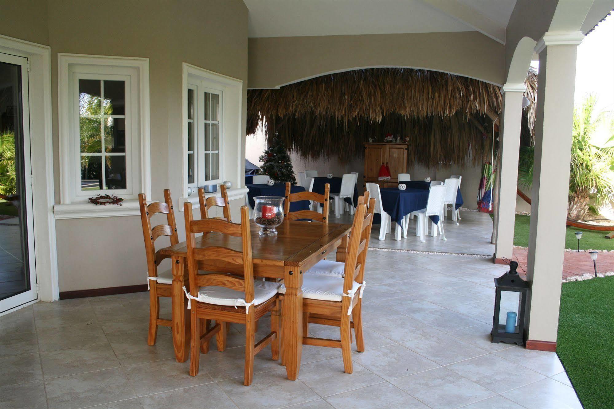 Hibiscus Beach House Ян-Тил Экстерьер фото